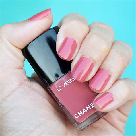 chanel nail rose confidentiel|CHANEL Rose Confidentiel .